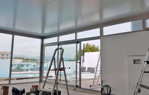 trabajos-aluminio-cristal-para-empresas-51